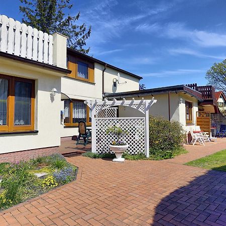 Mueller, Ruth, Fw 1 Lägenhet Zingst Exteriör bild